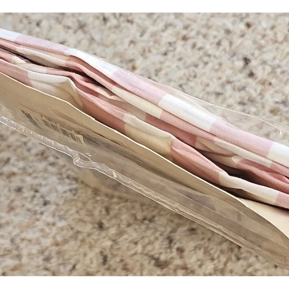 Vtg Utica Serina Luxury Percale Twin Fitted Sheet NEW USA Cotton Pink Stripe